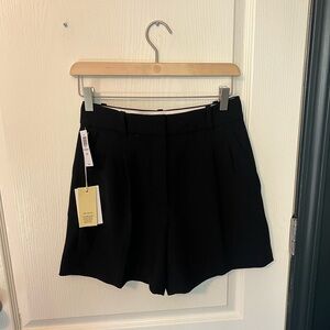 Aritzia Wilfred Effortless Black Women's Shorts